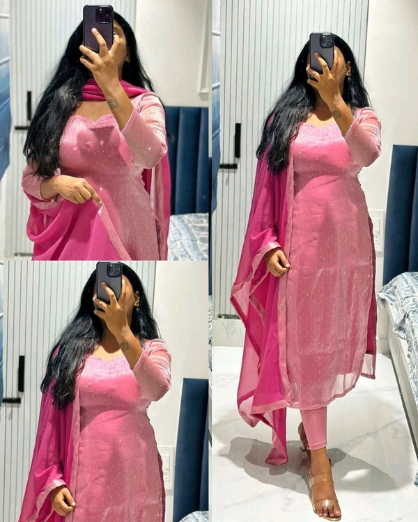 This kurti made with premium soft space silk with diamond work and matching soft georgette dupatta with 4 side lace broder
- Pink, L