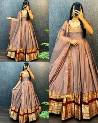 Upcoimng New Tradational Festivel Launch Gown With Dupatta
- XL, Green