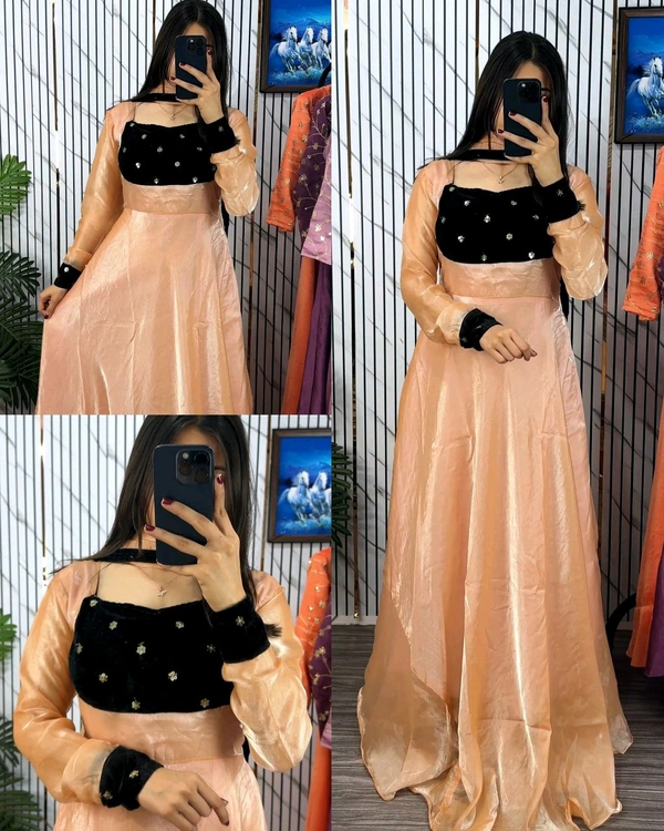 Super Trendy Beautiful GOWN+ DUPTTA😍 - L, Cafe Royale