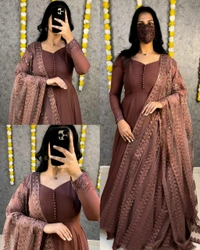 Trendy Launching This Beautiful Gown with attractive Dupatta
- 4XL, Red