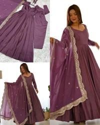 Trendy Beautiful Anarkali Full Set Top, Dupatta & Pant
- XS, Maroon