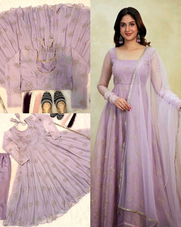 Trendy Own the Festive Spotlight with Mint Elegance - M, Light Wisteria