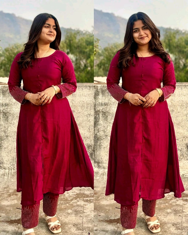 Crafted in luxurious blooming this elegant A-line kurta set is adorned with beautiful sleeve and pant handwork this work highlight rich look of the outfit
- M, Maroon
