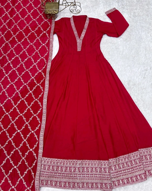 PRESENTING NEW HIGH END PREMIUM QUALITY PURE BLOOMING VICHITRA SILK FABRIC FULLY FLARE GOWN,WITH DUPPTA SET - M, Maroon