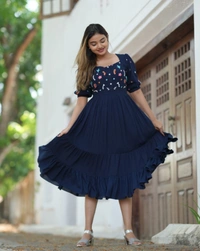 Pretty Gown - L