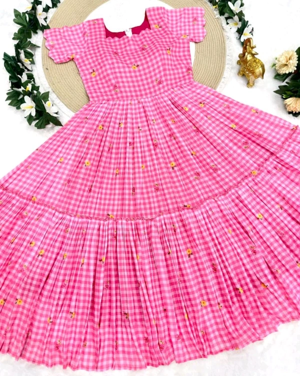 Mul-Chanderi Summer Midi Collection⛱️
- M, Pink