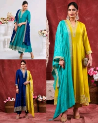 Women's Trendy Embroidered Straight Anarkali Kurta & Pant Set With Dupatta
- XS, Gray