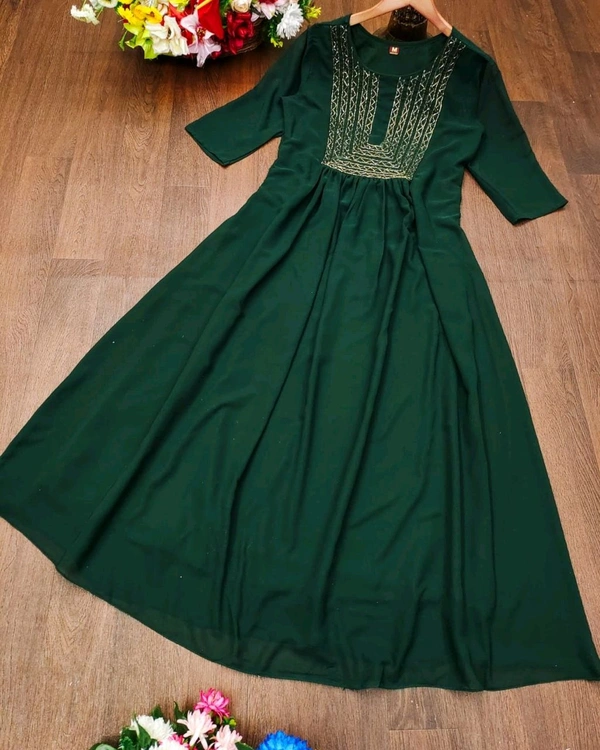 NEW DESIGN HANDWORK  - Green, XL