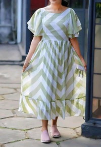 Stylish Classic Elegant Gown - XL, Pink