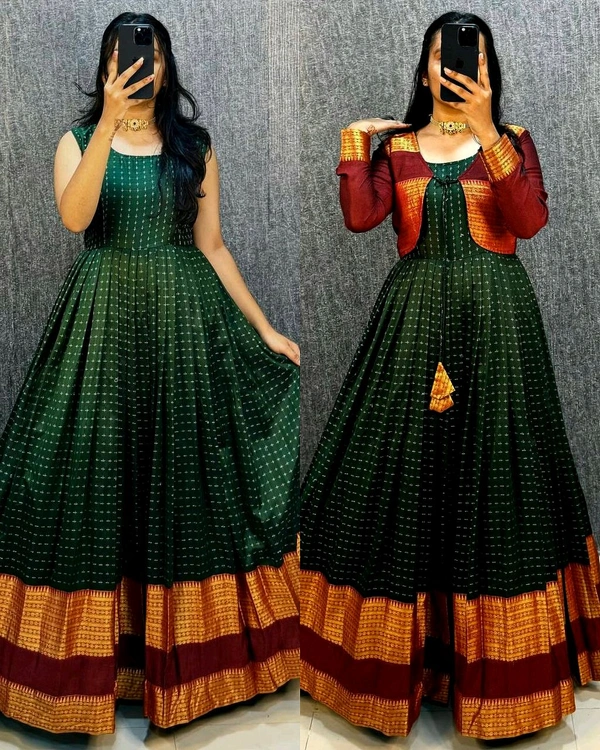 Green Festival Mood Outfit - S