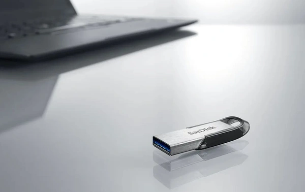Sandisk Ultra Flair USB 3.0 Flash Drive - 128GB