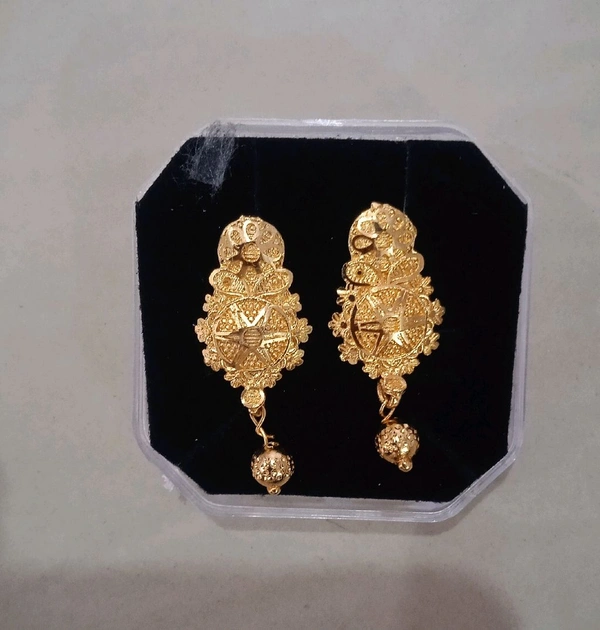 Daba Earring 15b40