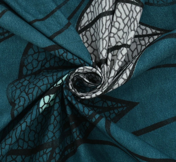 Green King Flat 230 TC Floral Bedsheet (Pack of 1, Green (1 Bedsheet + 2 Pillow Covers + 2 Cushion Cover with filler)