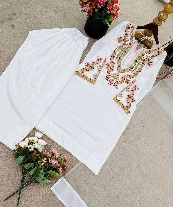 Designer Farsi Kurti With Pant and Dupatta Set - M