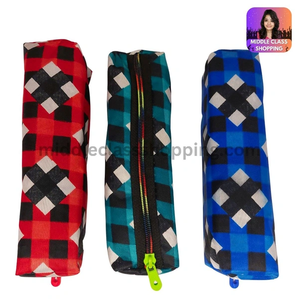 Cute Checked Designed Pencil Pouch With Zip (21.5×5.2cms) MC311