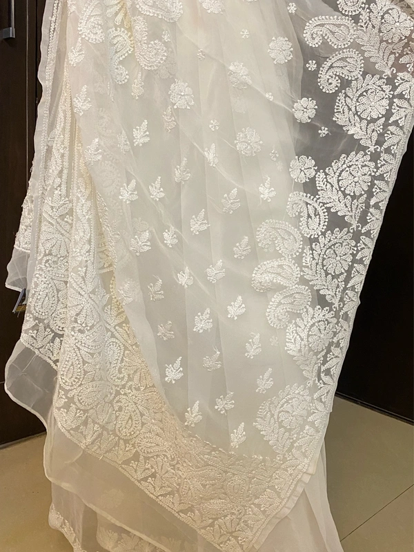 White Chikankari White Embroidered Saree - white