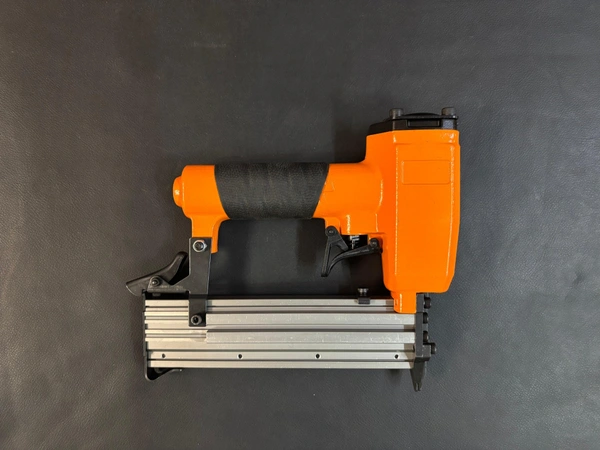 NUMAKT P630 Headless Pinner