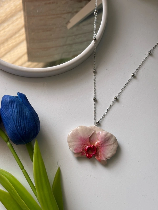 Pink Orchid Pendant ✨