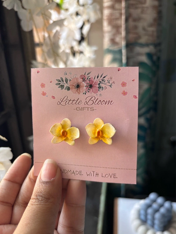 Aqua Orchid Studs🦋✨ - yellow