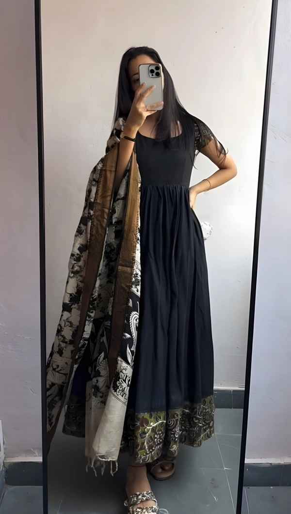 99 Fashion Bazaar Gown Set with Dupatta in Pure Cotton - Black, S