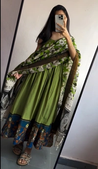 99 Fashion Bazaar Gown Set with Dupatta in Pure Cotton - Japanese Laurel, L