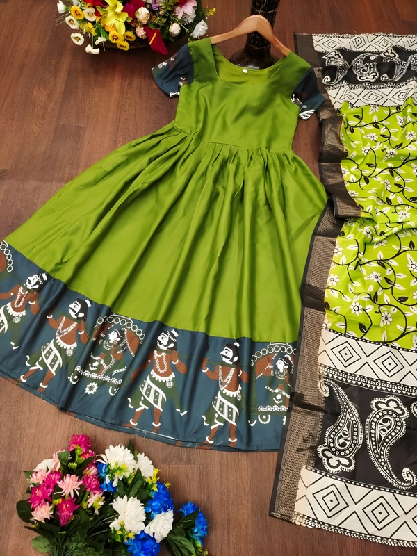 99 Fashion Bazaar Gown Set with Dupatta in Pure Cotton - Japanese Laurel, L