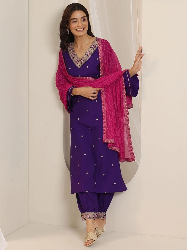 DESI HOOR Women's Embroidered Purple Kurta, Pant & Printed Dupatta Set - Purple, S