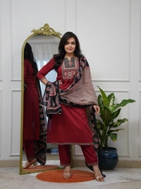 DESI HOOR Maroon Ethnic Printed Kurta Pant Dupatta Set for Women - Bright Red, S