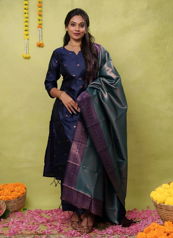 DESI HOOR Women’s Navy Blue Woven Kurta with Dupatta Set - Arapawa, XXL