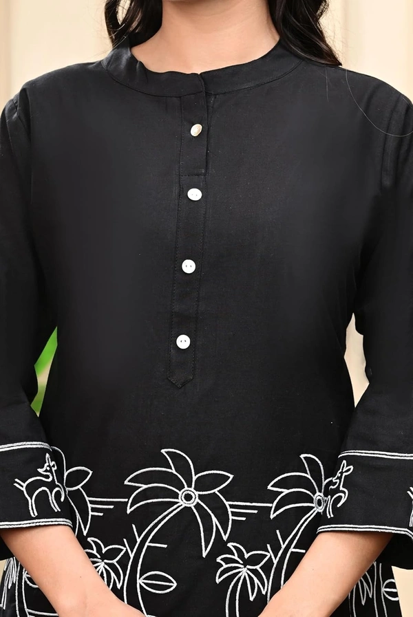 DESI HOOR CO-Oder Set Embroidered Heavy Rayon Fabric - Black, XL