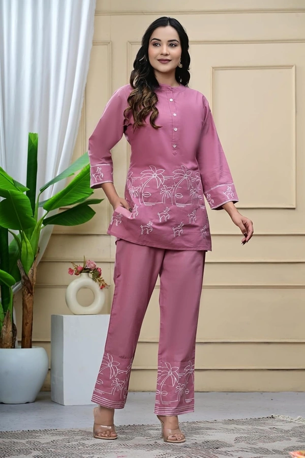 DESI HOOR CO-Oder Set Embroidered Heavy Rayon Fabric - Tickle Me Pink, XXL