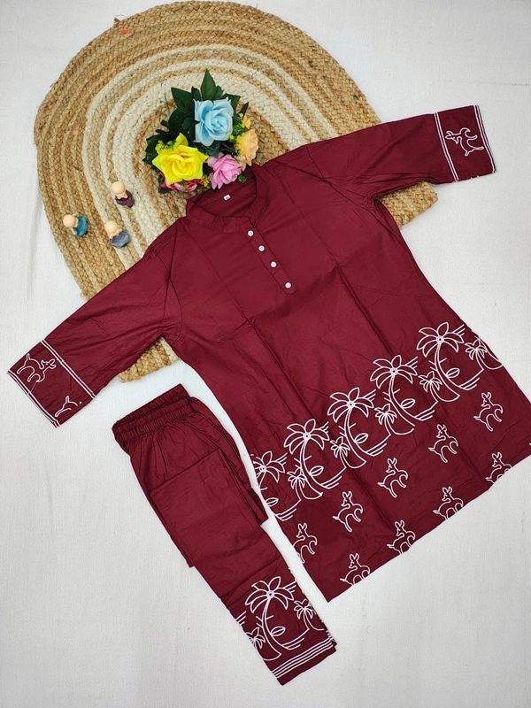 DESI HOOR CO-Oder Set Embroidered Heavy Rayon Fabric - Bright Red, XL