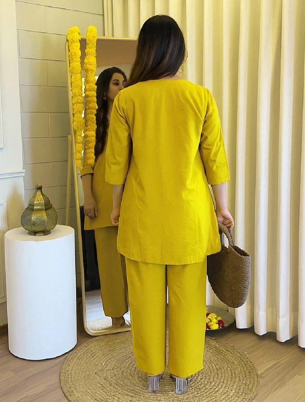 DESI HOOR Women’s Orange Embroidered Co-Oder Set - Corn, XL