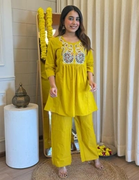 DESI HOOR Women’s Orange Embroidered Co-Oder Set - Corn, XL