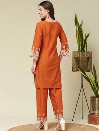 DESI HOOR Women’s Rust Orange Embroidered Kurta Pant Set - Carrot Orange, L