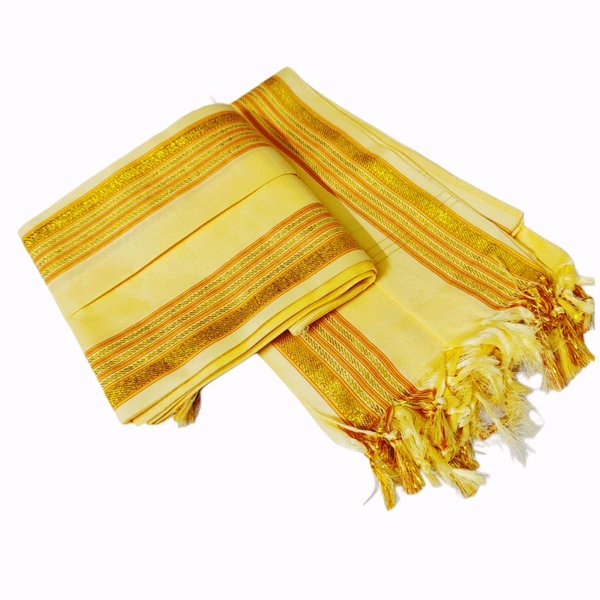 Special Quality Off-White Uttorio With Golden Border