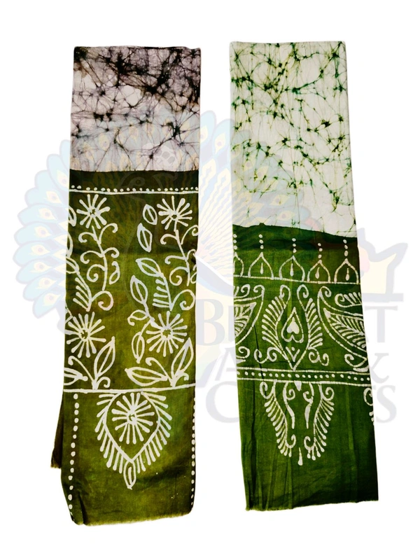 Green & White Batik Printed Pure Cotton Uttorio