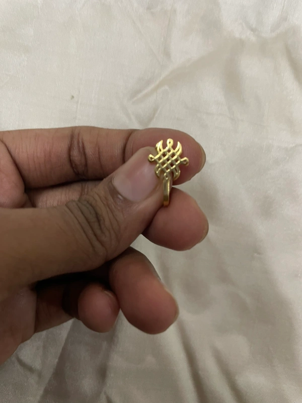 Usha Nose Pin- Non Pierced , Clip On