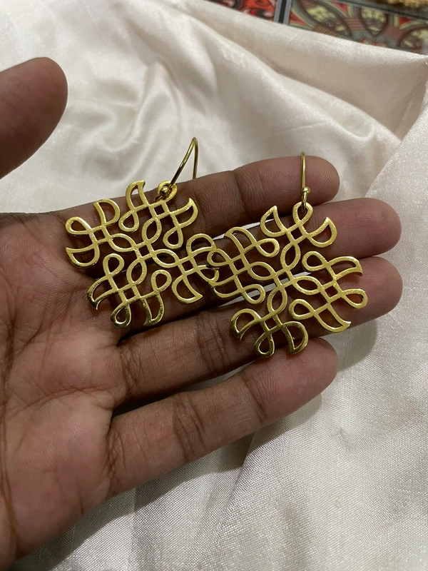 Kaveri Gold Plated Hoop Earrings