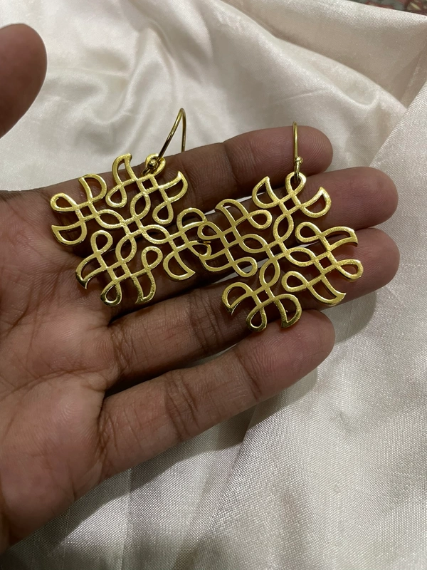 Kaveri Gold Plated Hoop Earrings