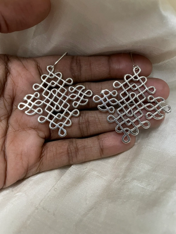 Avantika OG Version Silver Oxidised 