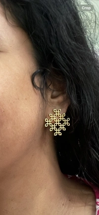 Kanaka Stud Earrings