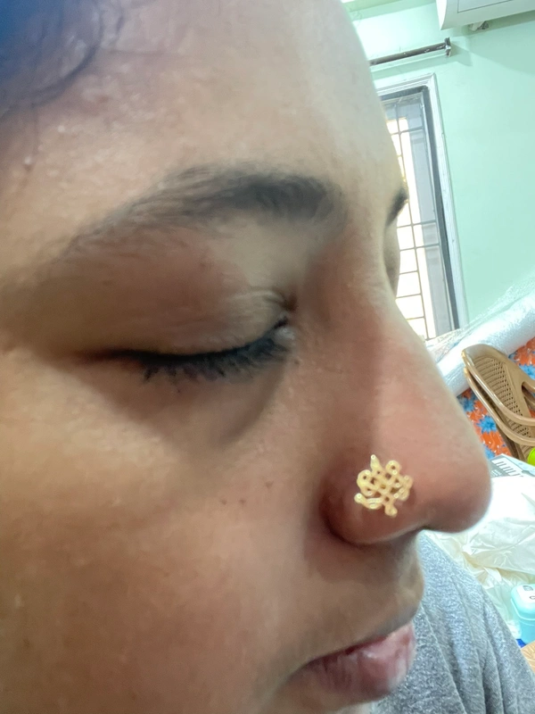 Ahalya screw Nosepin