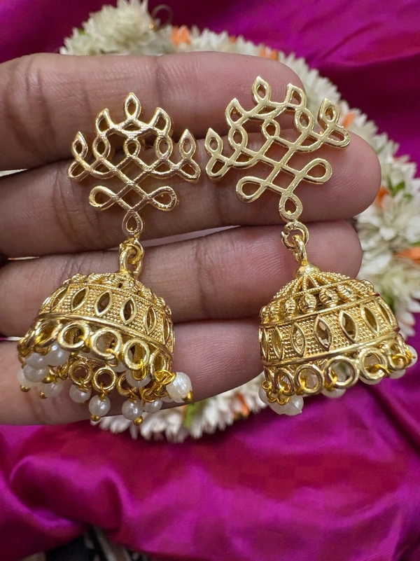 Soundarya Medium Size Jhumka-Limited Edition