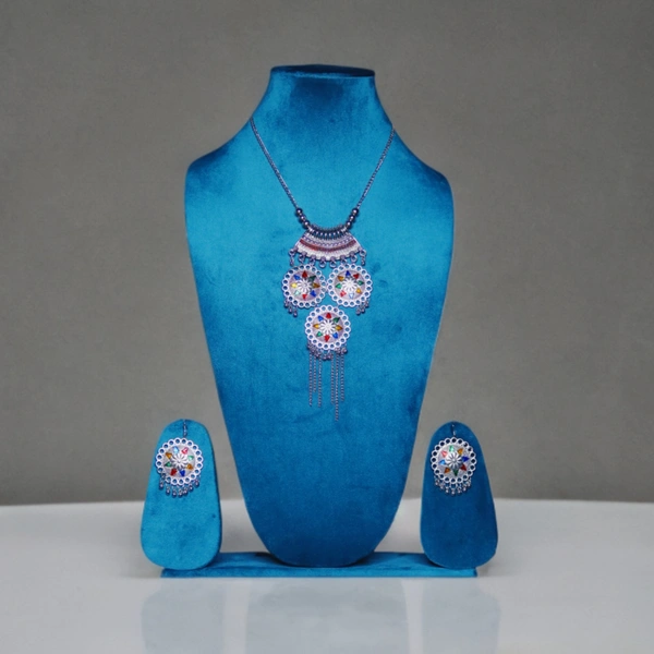 Timeless Beauty Traditional Oxidized Silver Necklace Set – Stylish Ethnic jewellery for Women