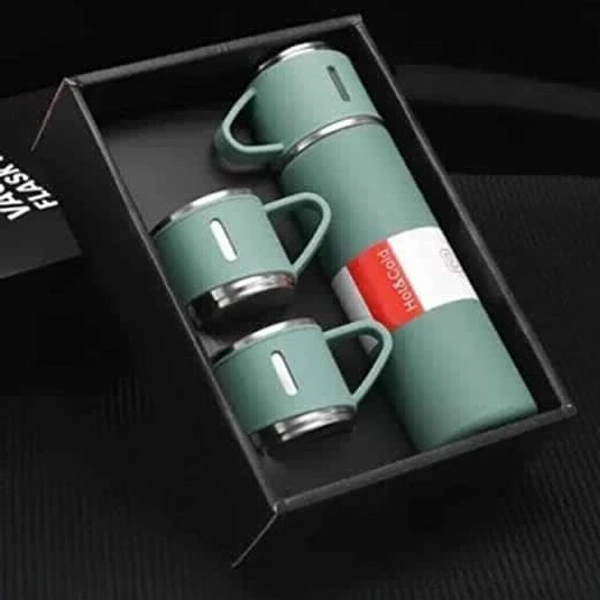 STAINLESS STEEL VACUUM FLASK SET WITH 3 STEEL CUPS COMBO FOR COFFEE HOT DRINK AND COLD WATER FLASK IDEAL GIFTING TRAVEL FRIENDLY LATEST FLASK BOTTLE. (500ML) - 500ml Flask, Summer Green