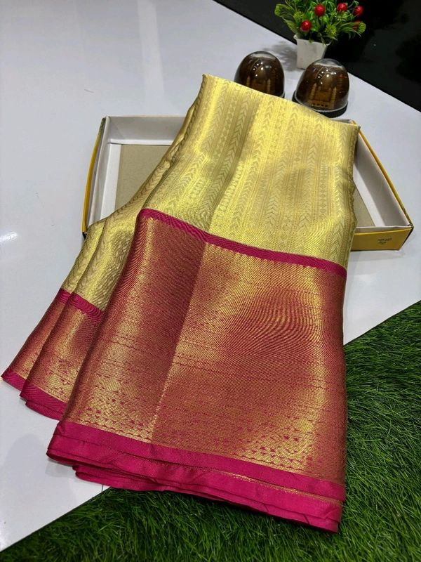 B11107 Semi Soft Kanjivaram Silk Saree