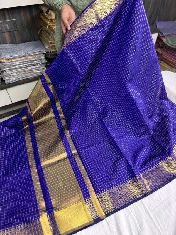 B10203 Small Border Checked Soft Silk Saree 