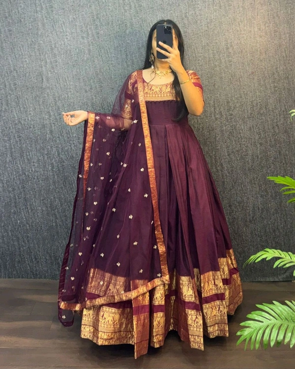 B09054 Original Naryanpet silk Gown with net Duppata - s - 36, Maroon