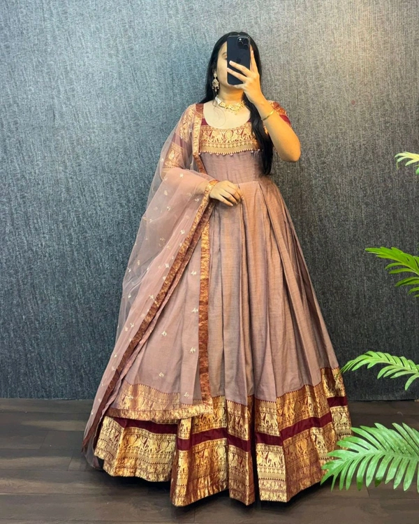 B09054 Original Naryanpet silk Gown with net Duppata - s - 36, Sand
